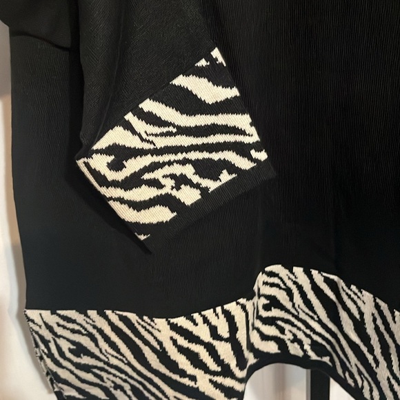 WOMEN’S XL SWEATER W SCARF NEW #344 - Picture 3 of 6